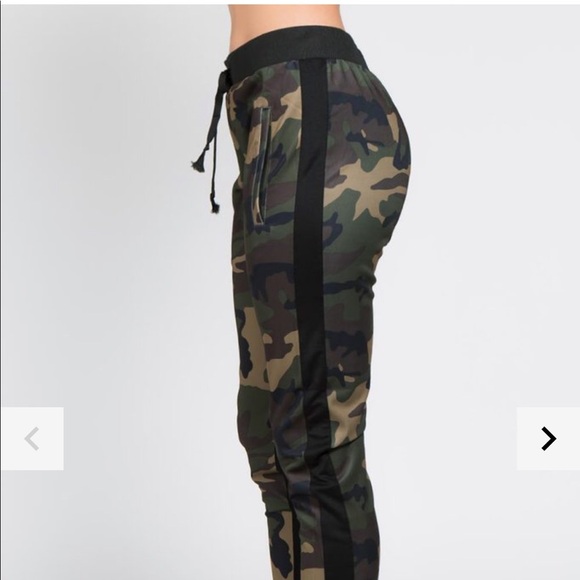 Olive Camo Womens 2 Piece Stretch Waist Pants Set - Picture 4 of 4